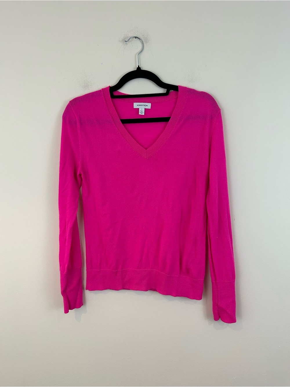 Nordstrom Fuchsia Merino Wool Blend V-Neck Women's Sweater Size Small